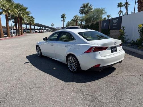 2016 Lexus IS 200t Base