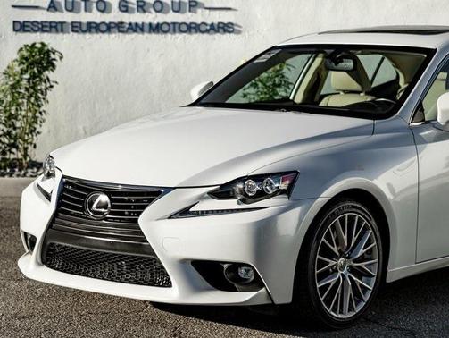 2016 Lexus IS 200t Base