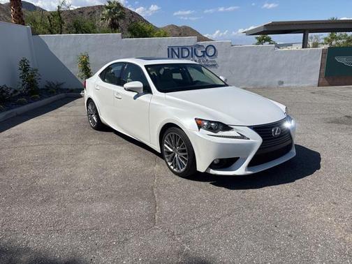 2016 Lexus IS 200t Base