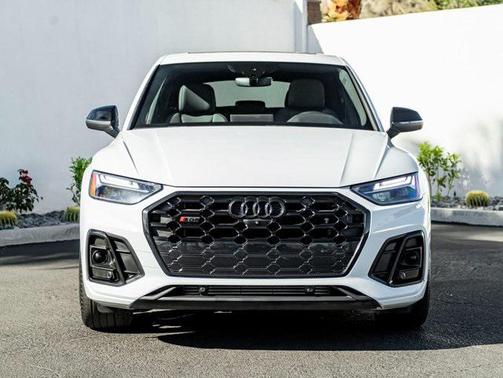 2023 Audi SQ5 3.0T Premium Plus