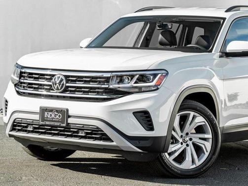 2022 Volkswagen Atlas 3.6L SE w/Technology