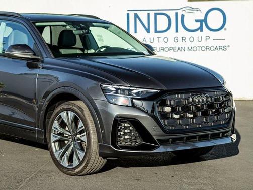 2025 Audi Q8 55 Premium Plus