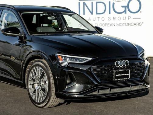 2024 Audi Q8 e-tron Prestige