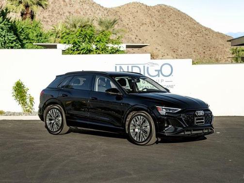 2024 Audi Q8 e-tron Prestige