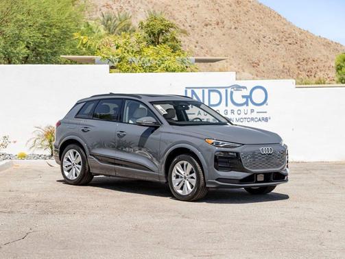 2025 Audi Q6 e-tron Premium