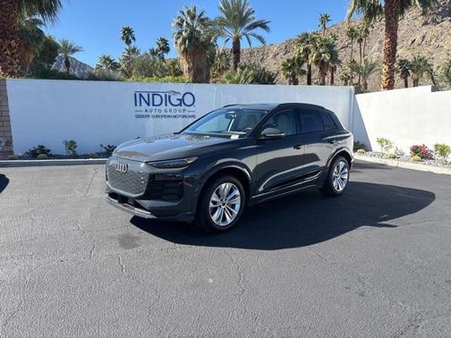 2025 Audi Q6 e-tron Premium Plus