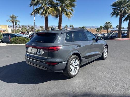 2025 Audi Q6 e-tron Premium Plus