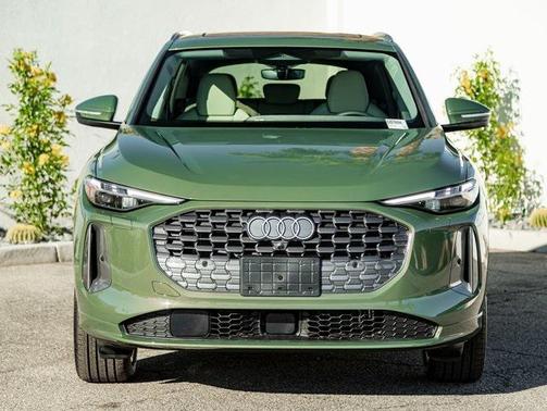 2025 Audi Q5 Premium Plus TFSI quattro S tronic