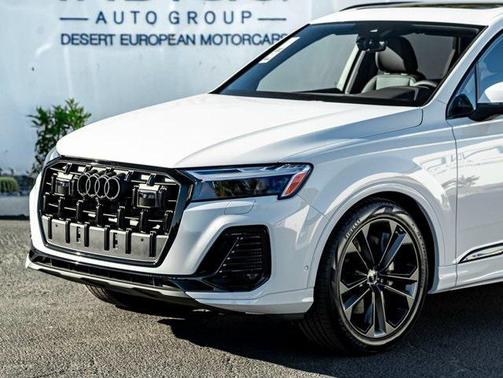 2026 Audi Q7 55 Premium Plus