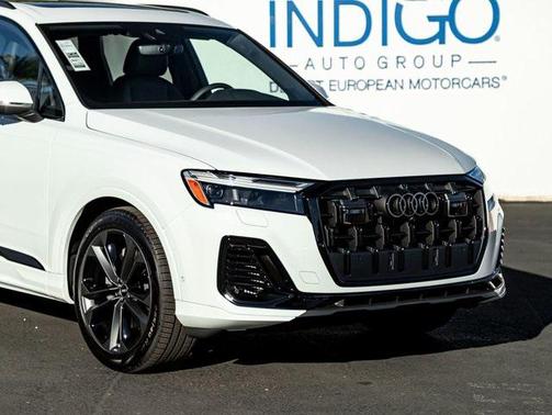 2026 Audi Q7 55 Premium Plus