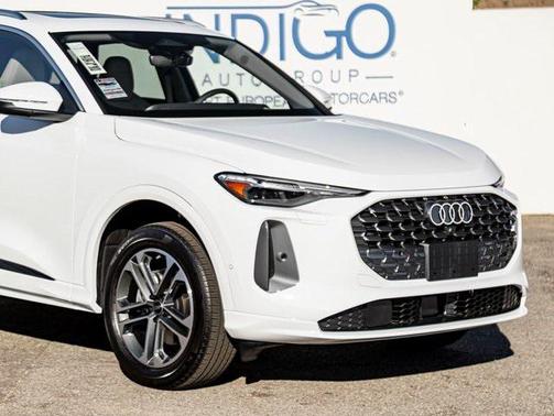 2025 Audi Q5 Premium Plus TFSI quattro S tronic