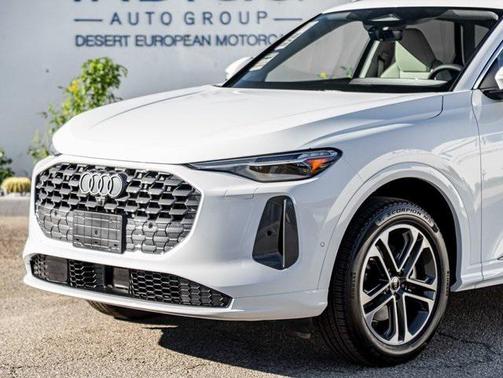 2025 Audi Q5 Premium Plus TFSI quattro S tronic