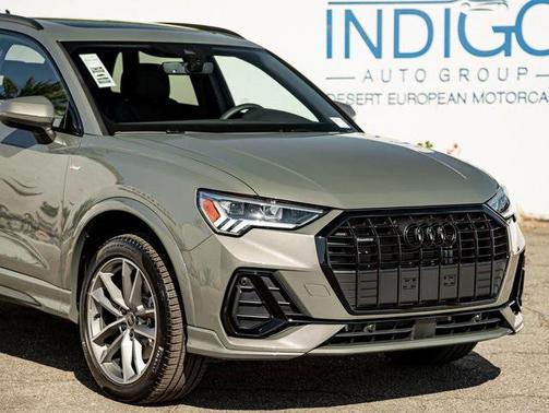 2025 Audi Q3 Premium 45 TFSI S line quattro Tiptronic