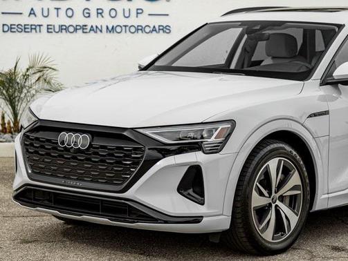 2024 Audi Q8 e-tron Premium