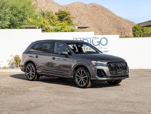 2025 Audi Q7 45 Premium Plus