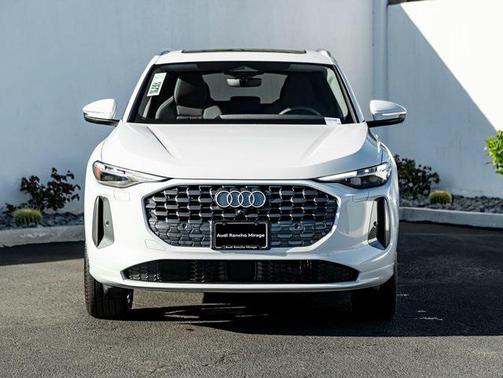 2025 Audi Q5 Premium Plus TFSI quattro S tronic