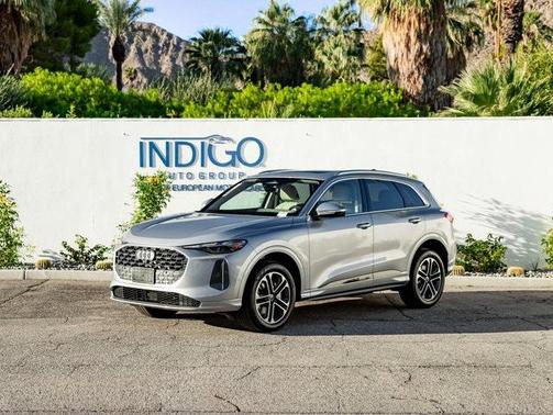 2025 Audi Q5 Premium TFSI quattro S tronic