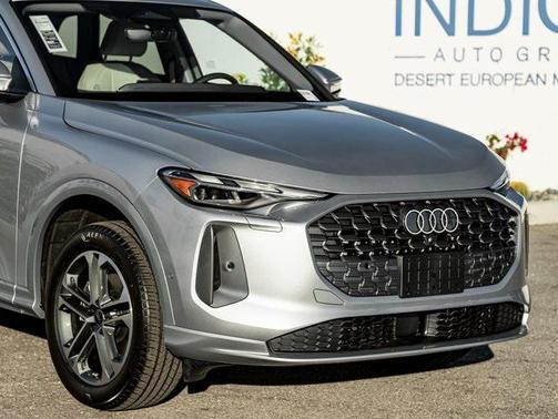 2025 Audi Q5 Premium TFSI quattro S tronic