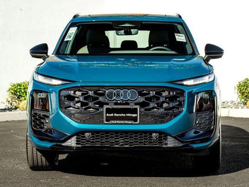 Malpelo Blue Metallic 2026 Audi Q3 TFSI quattro S tronic