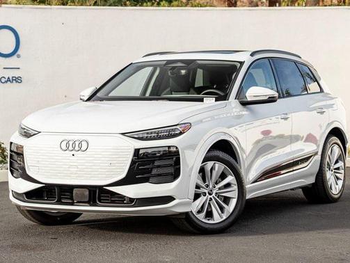 2025 Audi Q6 e-tron Premium Plus