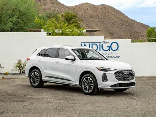 2025 Audi Q5 Premium Plus