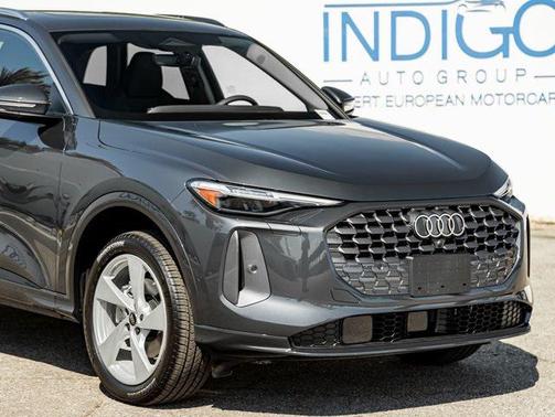 2025 Audi Q5 Premium Plus TFSI quattro S tronic