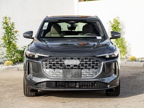 2025 Audi Q5 Prestige TFSI quattro S tronic