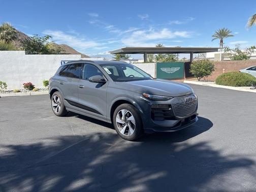 2025 Audi Q6 e-tron Premium Plus quattro