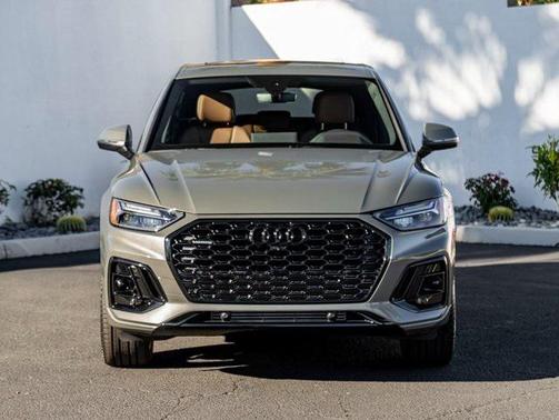 2025 Audi Q5 45 S line Premium Plus