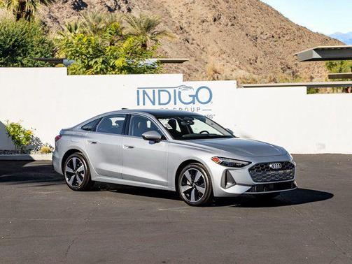 Florett Silver Metallic 2025 Audi A5 Prestige TFSI quattro S tronic