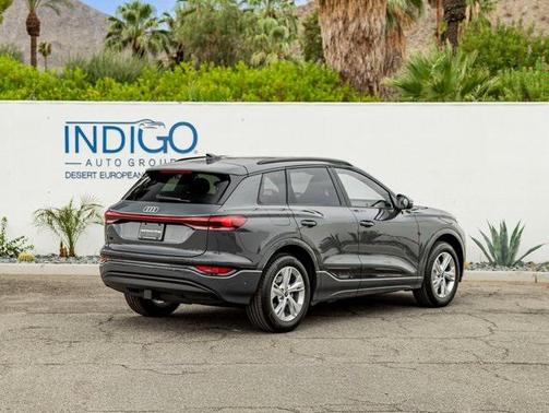 2025 Audi Q6 e-tron Premium Plus