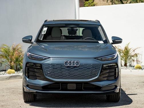 2025 Audi Q6 e-tron Premium Plus quattro