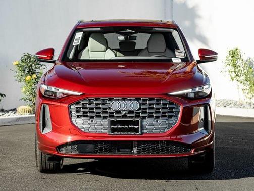 2025 Audi Q5 Premium Plus TFSI quattro S tronic