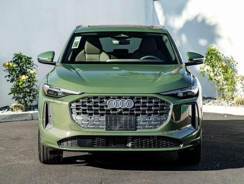 2025 Audi Q5 Prestige TFSI quattro S tronic