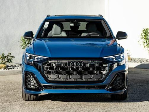 2026 Audi SQ8 4.0T Prestige