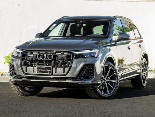 Samurai Gray Metallic 2026 Audi Q7 45 Premium Plus