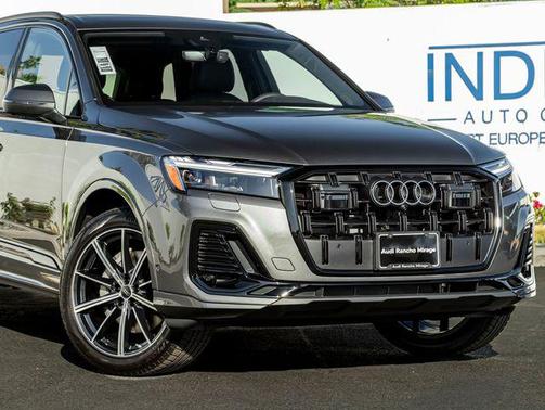 Samurai Gray Metallic 2026 Audi Q7 45 Premium Plus