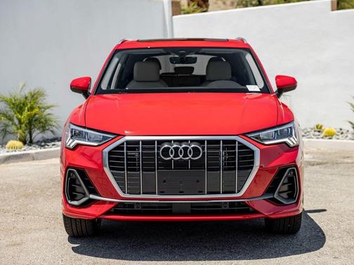 2025 Audi Q3 45 S line Premium Plus