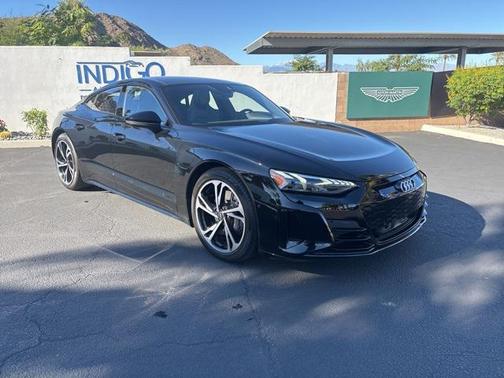 2022 Audi e-tron GT Prestige