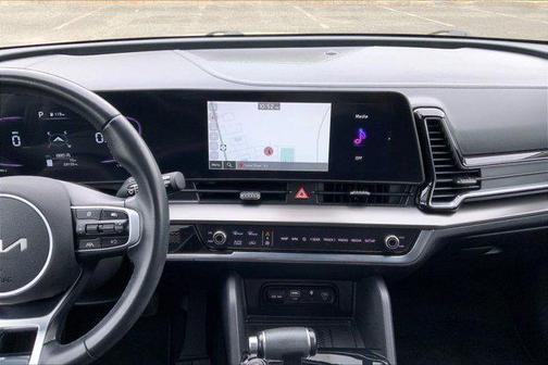 Glacial White Pearl 2023 Kia Sportage EX