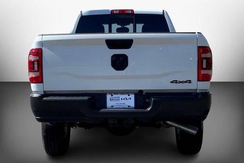 2024 RAM 2500 Tradesman Crew Cab 4x4 8' Box