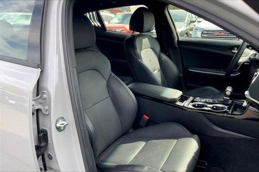 2023 Kia Stinger GT-Line