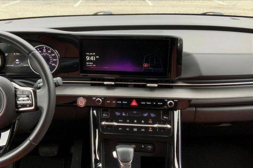 2022 Kia Carnival SX