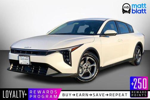 2025 Kia K4 LXS