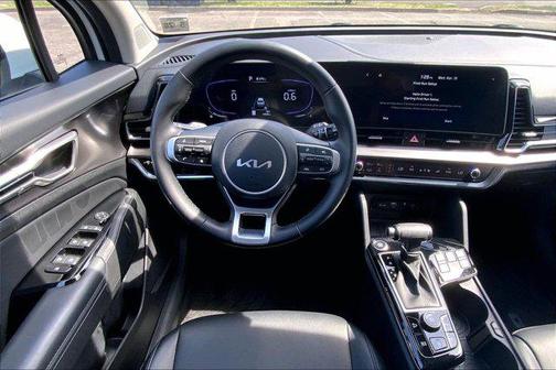 Glacial White Pearl 2023 Kia Sportage EX