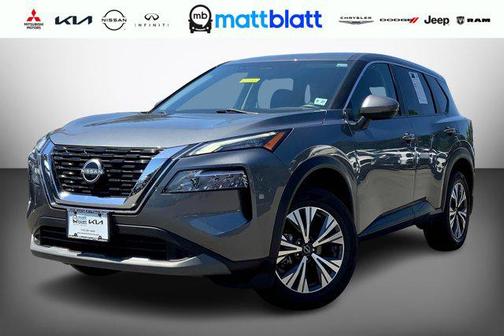 2022 Nissan Rogue SV