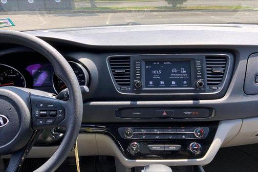 2019 Kia Sedona LX