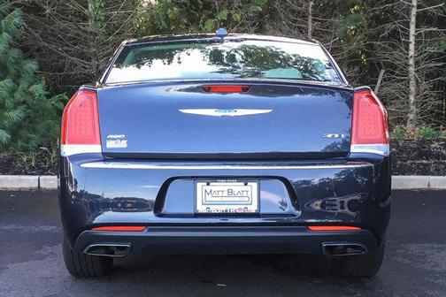 2018 Chrysler 300 Limited