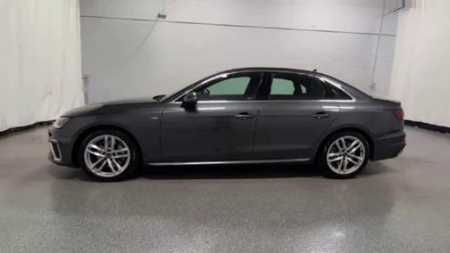 2023 Audi A4 45 S line Premium