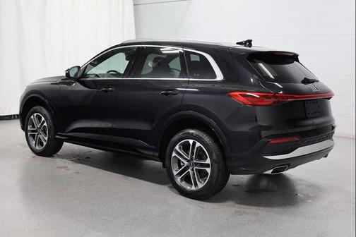 2025 Audi Q5 Premium TFSI quattro S tronic